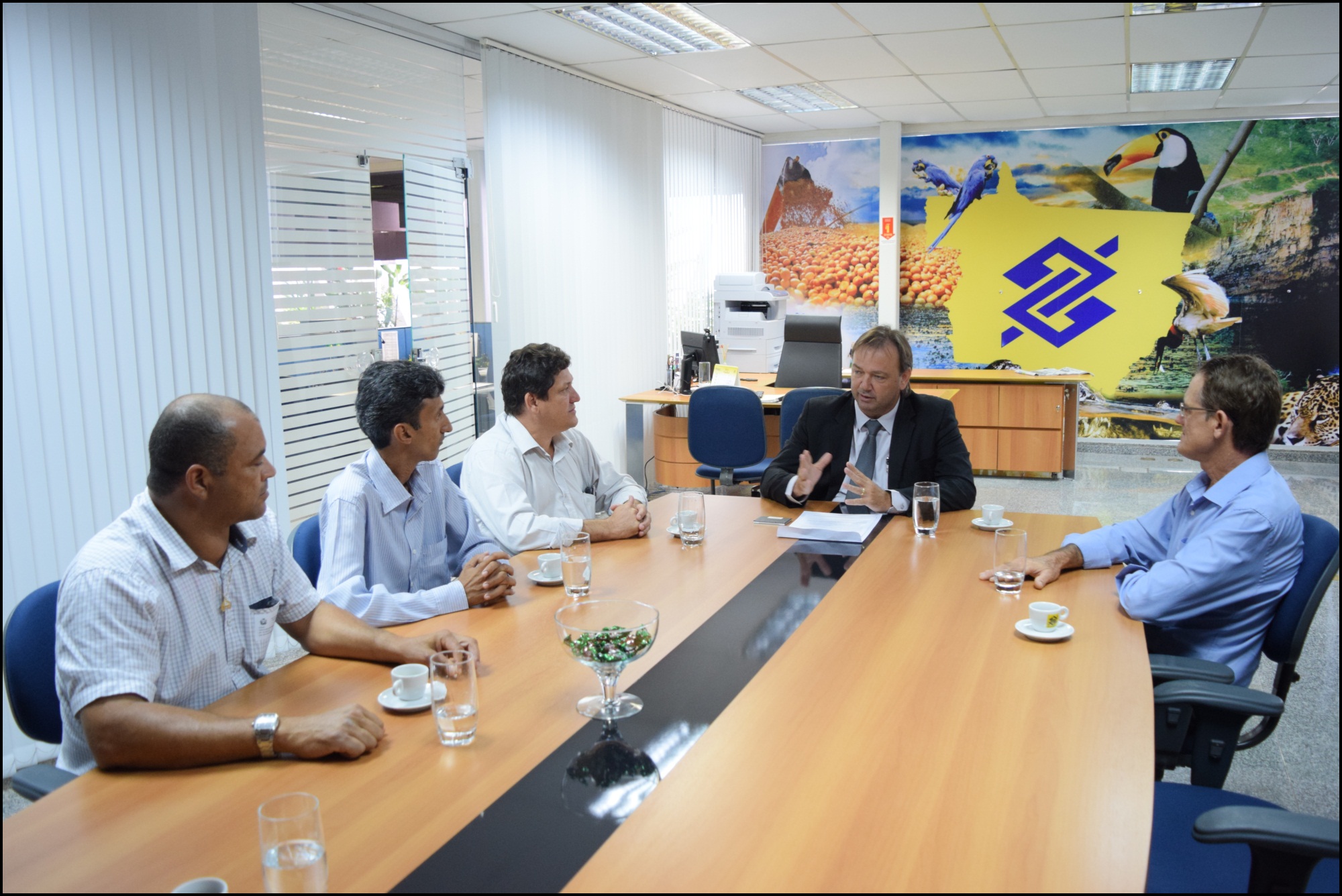 Câmara Municipal de Querência Cobra Melhorias junto a Superintendência do banco Brasil.