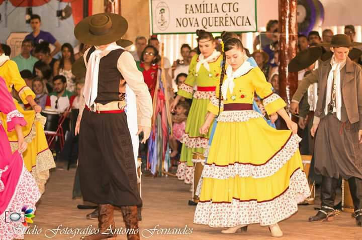 Câmara Municipal homenageia Centro de Tradições Gauchas – Pousada do Sul.