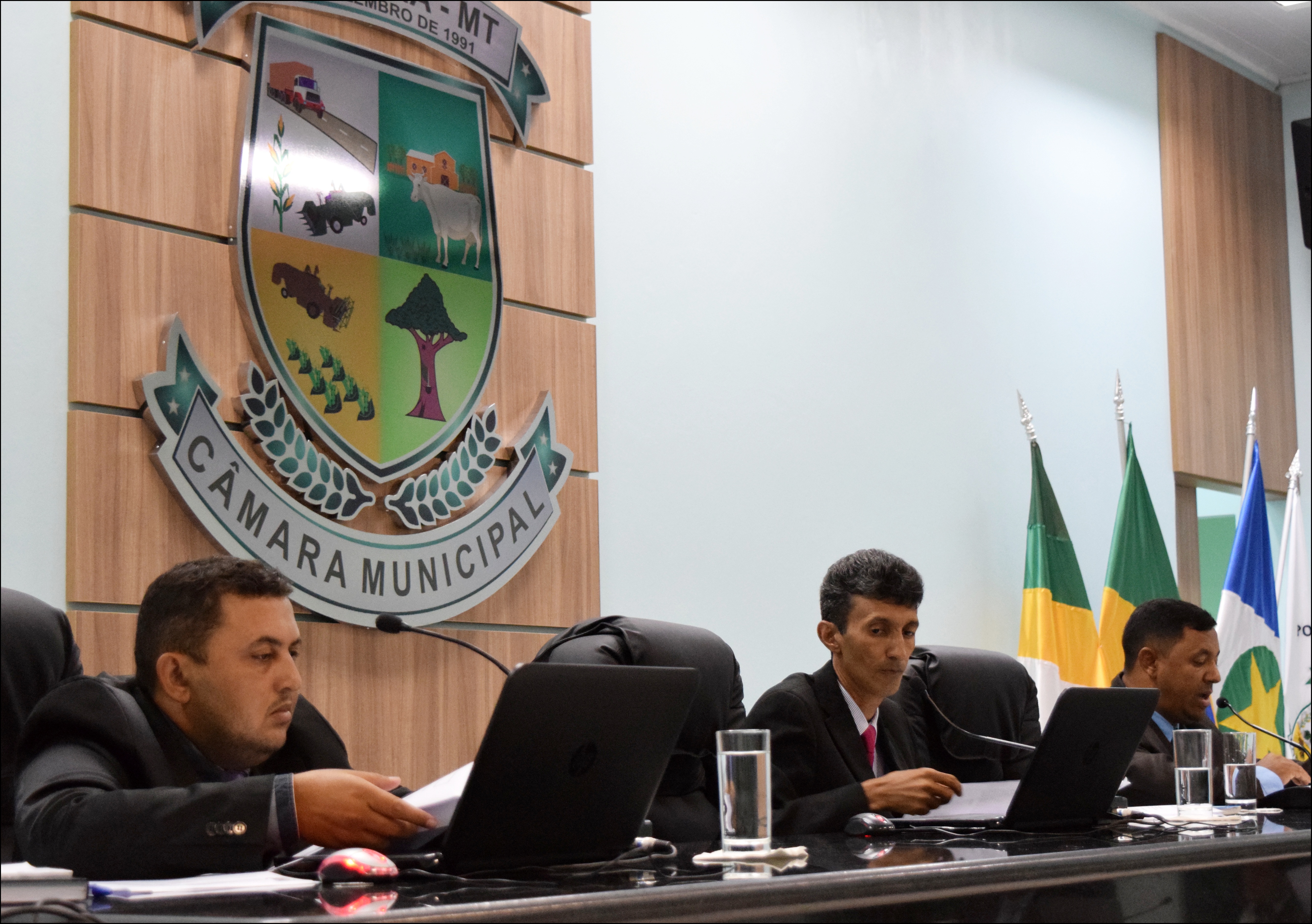 Câmara municipal realiza 1ª sessão ordinária de 2017.